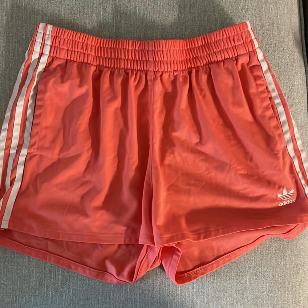 Adidas two piece short set - Picture 3 of 6
